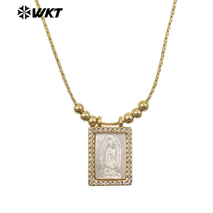WT-JN389 Trending Religious Style 18K Gold Plated Oval And Square White Shell Pendant Necklace For Women Daily Wearing