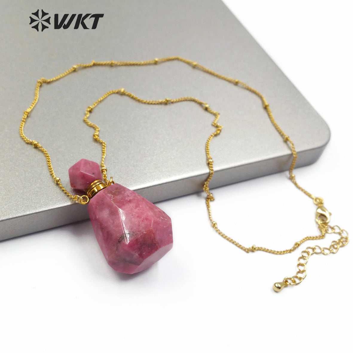 WT-N1171 Newest Natural Green Fluorite Stone Perfume Bottle Necklace Rhodonite Necklace Women Stylish Moss Agate Necklace