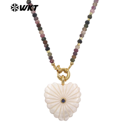 WT-JN404 Popular Fashion Style Natural Gemstone Beads Chain With White Shell Heart Pendants Necklaces For Girls Wearing