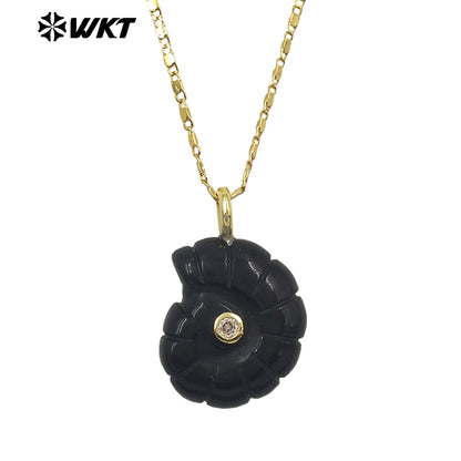 WT-N1510 Hot Sale Gold Thin Chain With Natural Gemstones Carved Trumpet Pendant Necklace As Women Daily Wearing Jewelry