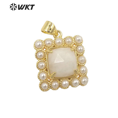 WT-JP357 Wholesale New Design Small Square Gemstone Carved Green Aventurine Claw Setting Women Necklace Stone Pendants