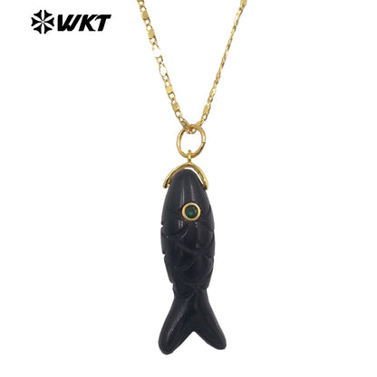 WT-N1512 Delicate Metal Thin Chain And Natural Gemstones Little Fish Shape Pendant Necklaces As Girls Elegant Accessories