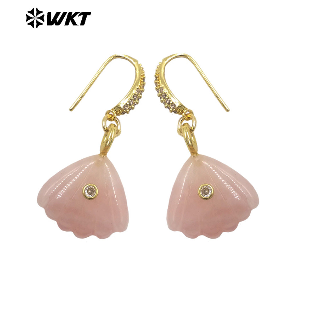 WT-E820 Wonderful Exquisite Natural Gemstones Carved Shell Shape Gold Little Earrings For Women Summer Vacation Wearing