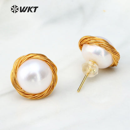 WT-E530 New Design Elegant and Beautiful Natural Freshwater Pearl Earring Wire Wrapped Natural Pearl Studs Round Pearl Earring
