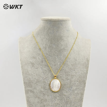 WT-JN022 Hot Sale Wholesale Religion Style Natural Shell Necklace Virgin Mary Pendant with Gold Color Plated Oval Shape Pendant
