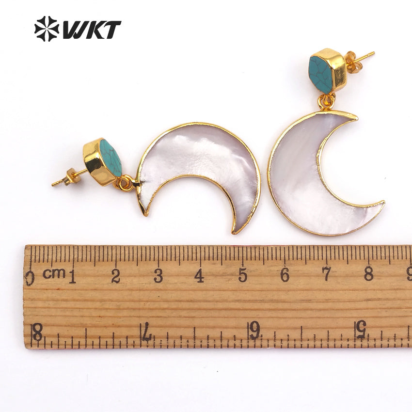 WT-E430 Exquisite Design Open Moon Shape Pearl Shell Mosaic Green Stone Gold Dipped Drop Earring for Women Fashion Earring