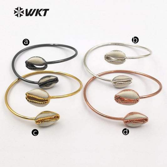 WT-B406 Wholesale Fashion Design Tiny Cowrie 24k Gold Electroplated Adjustable Raw Cowrie Bracelet Bangle Shell Bangles