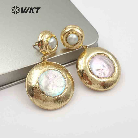 WT-E469 New Arrival Beautiful Special Design Classic with Full Gold for Women Fashion Jewelry Making Natural Pearl Round Earring