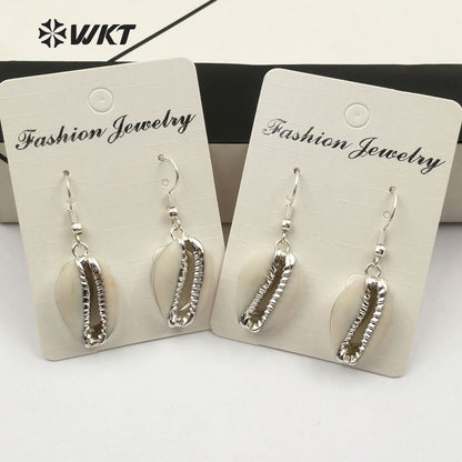 WT-E460 New Arrival Custom Special Design for Woman Fashion Jewelry Making Natural Silvery Cowrie Shell Earring