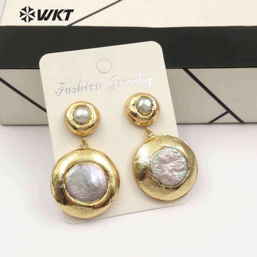 WT-E469 New Arrival Beautiful Special Design Classic with Full Gold for Women Fashion Jewelry Making Natural Pearl Round Earring