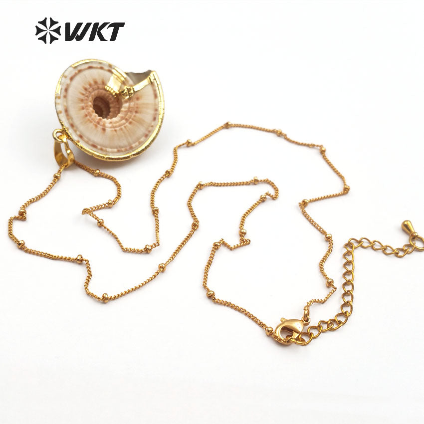 WT-JN001 In Stock New Sea Trumpet Shell Necklace with Gold Plated on Edge