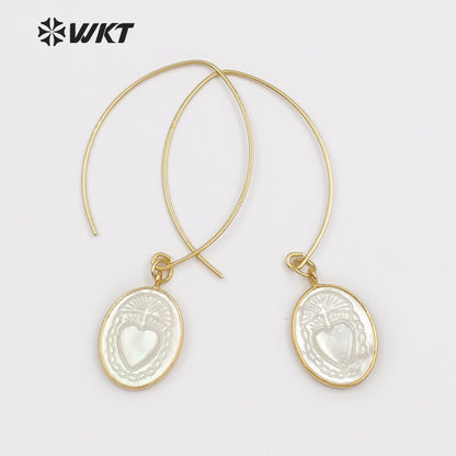 WT-E455 Metal Earwire With Gold Bezel Natural Sea Shell Briolette Earring Mysterious Pattern Women Bohemia Dangle Earring