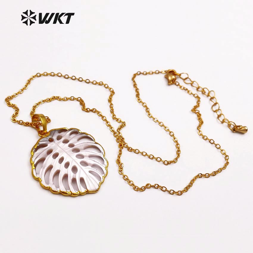 WT-JN027Hot Sale Leaf Shape Pendant Hollow Mesh Necklace Good Quality Stone with Gold Color Plated Pendant