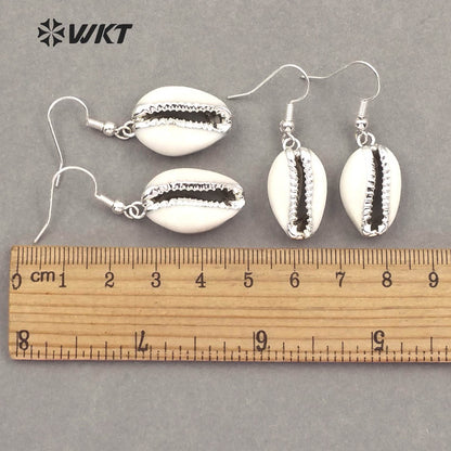 WT-E460 New Arrival Custom Special Design for Woman Fashion Jewelry Making Natural Silvery Cowrie Shell Earring