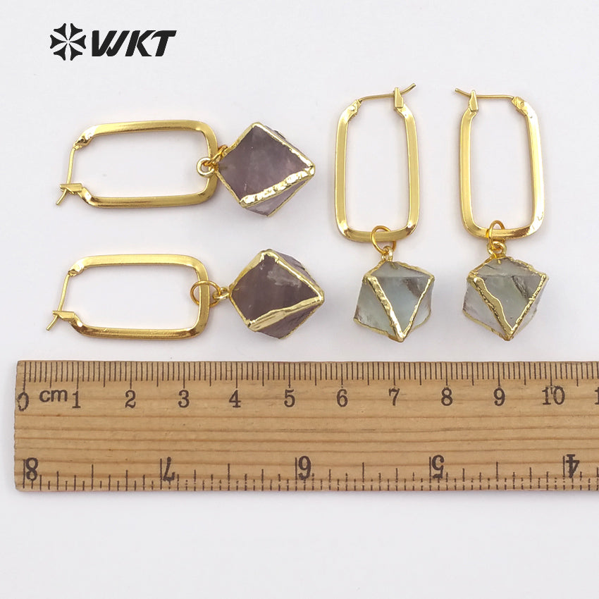 WT-E450 Heal Stone Dice Shape Rainbow Fluorite With Gold Dipped Rectangle Metal Hoop Inlay Earring Women Dainty Jewelry Earring