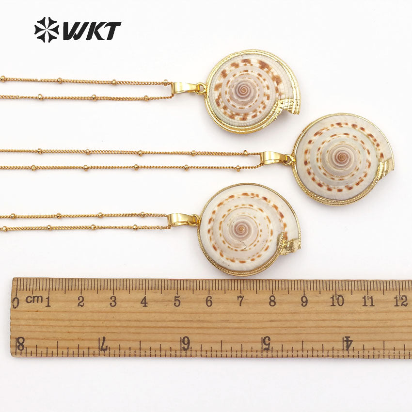WT-JN001 In Stock New Sea Trumpet Shell Necklace with Gold Plated on Edge