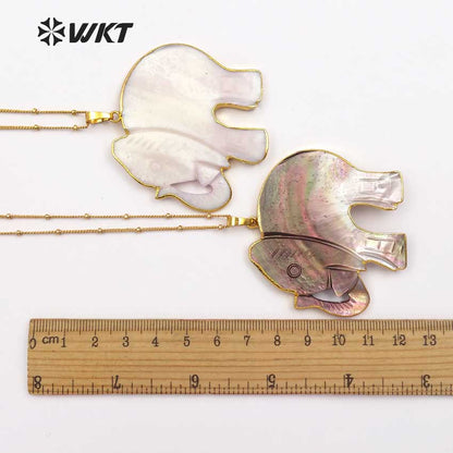 WT-JN029 Trendy Design Lucky Elephant Shape Pendant Necklace Natural Black Shell and White Shell Pendant Necklace