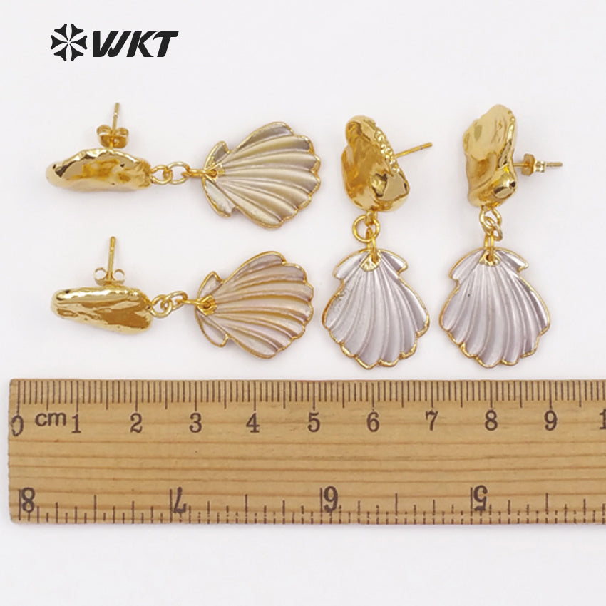 WT-E454 Full Gold Dipped Freshwater Pearl With Gold Bezel Bohemia Style for Women Beach Tiny Scallop Shell Jewelry Earring
