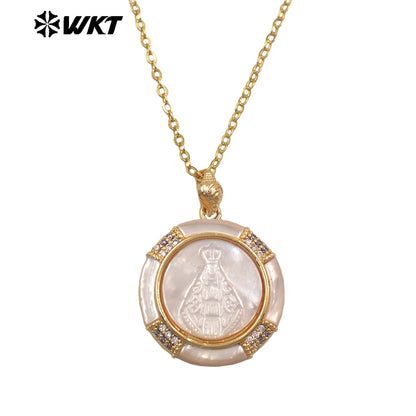 WT-JN364 Wholesale Gold Plated Natural Shell With Zircon Round Religious Style Pattern Pendant Necklace For Lady Jewelry