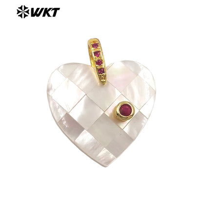 WT-JP483 Classic Fashion Gold Plated Zircon Setting In White Shell Heart Shape Little Pendants As DIY Necklace Accessories