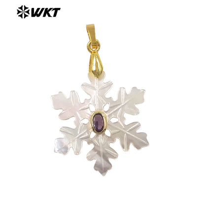 WT-JP520 Beautiful Style Colorful Zircon And Natural White Shell Carved Snowflake Shape Gold Pendant As Girl Jewelry Findings
