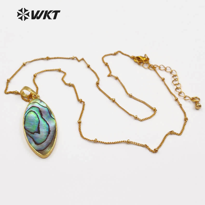 WT-JN030 Wholesale Natural Abalone Shell Horse Eye Shape Pendant Necklace, Women Fashion Gold Trim Shell Necklace