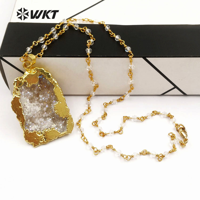 WT-N1133 Wholesale Custom Natural Crystal Embellishment Necklace With Gold Trim Random Shape Necklace
