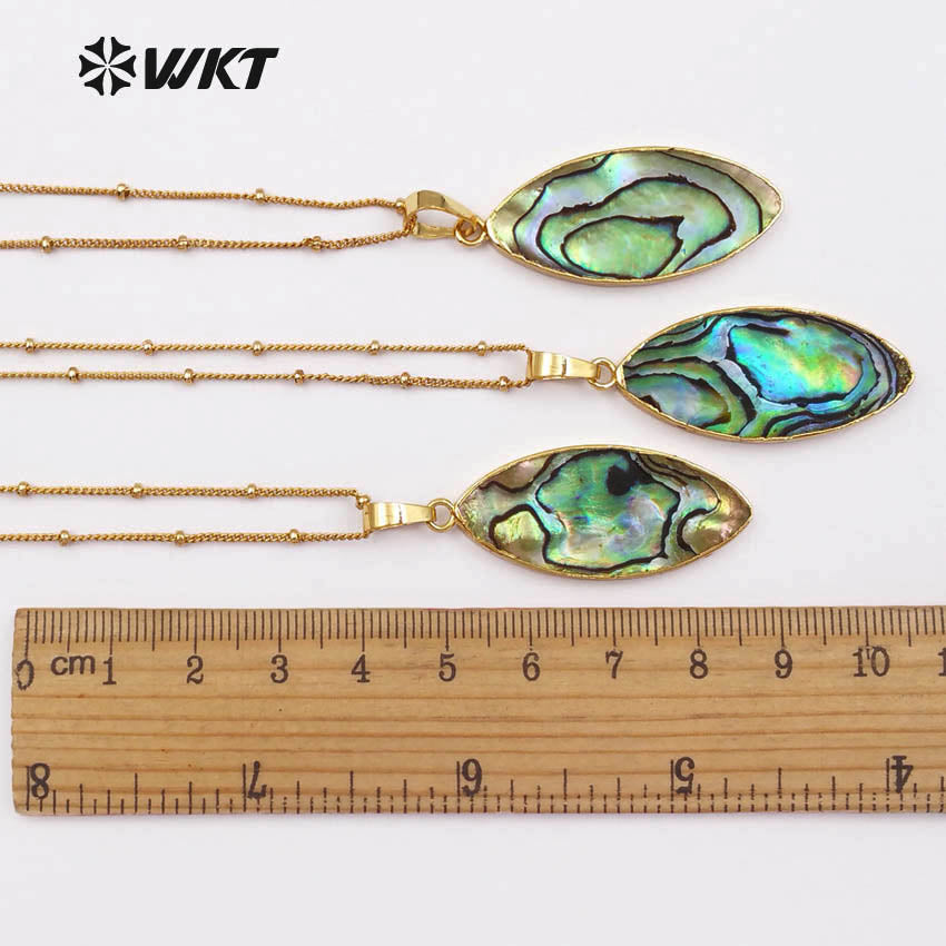 WT-JN030 Wholesale Natural Abalone Shell Horse Eye Shape Pendant Necklace, Women Fashion Gold Trim Shell Necklace