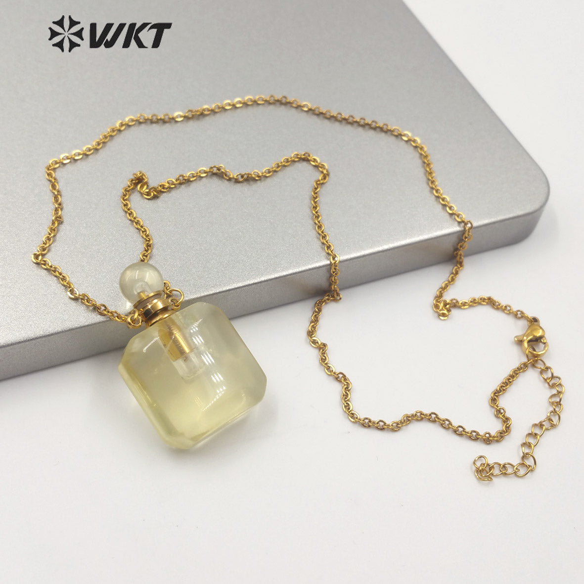 WT-N1190 New Exclusive Design Natural Gemstone Perfume Bottle Necklace in 18k Gold Plated Stylish Perfume Bottle Necklace