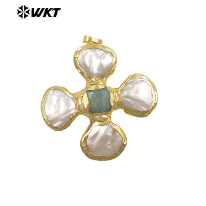 WT-JP425 Fashion Attractive Gold Plated Shell Middle With Natural Gemstones Flowers Shape Pendant For Jewelry Diy Making
