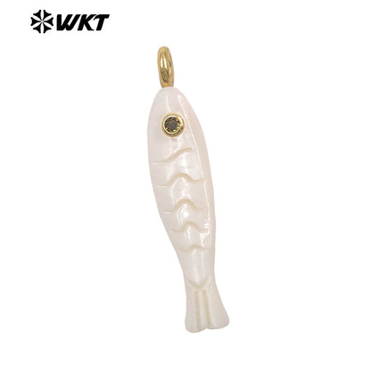 WT-JP525 Hot Popular Colorful Zircon And Natural White Shell Carved Fish Shape Pendant For Women Fashion Necklace DIY Making