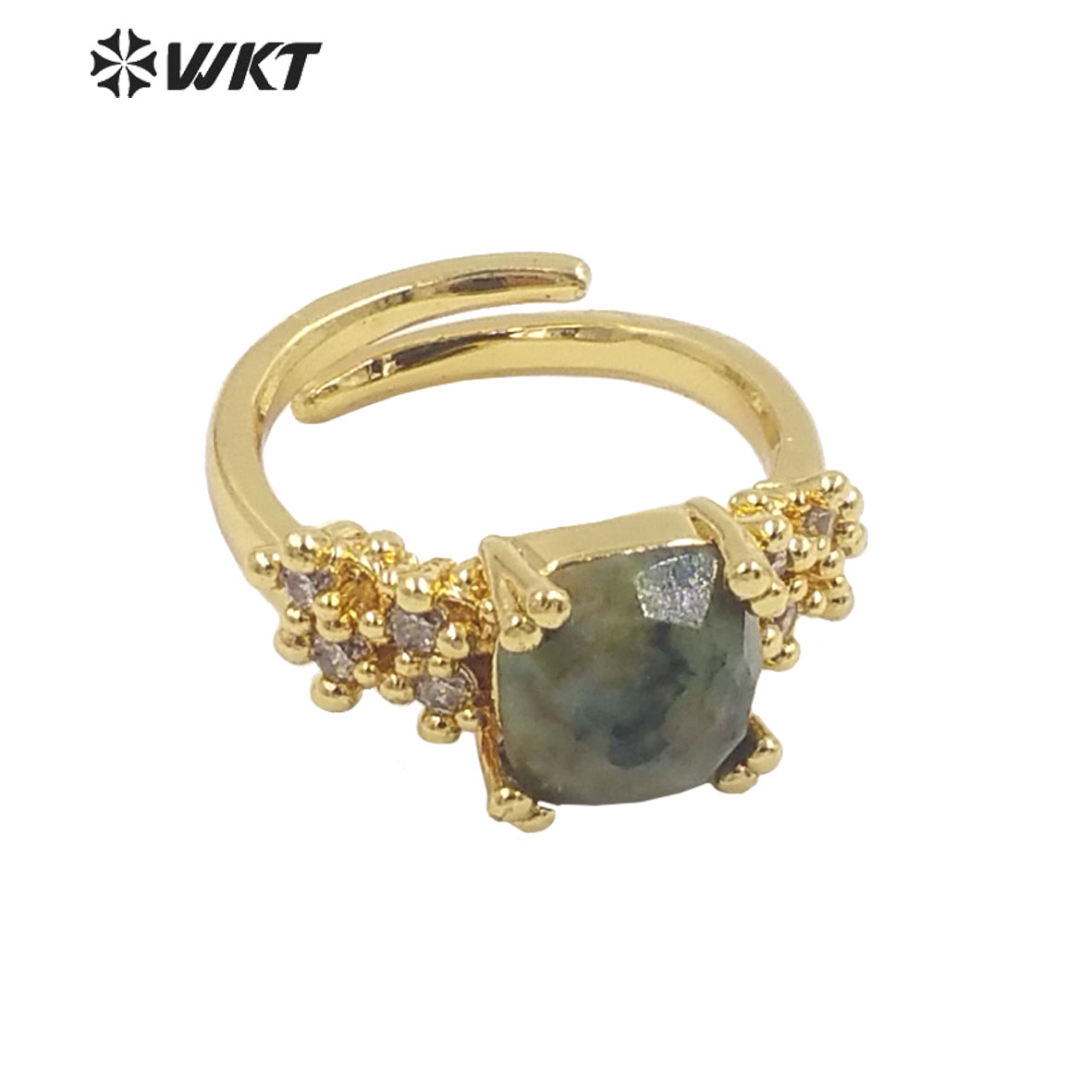 WT-R449 Wholesale Micropaved Cubic Zircon Decorative Square Stone Ring for Birthday Gift Ring Trendy Rose Quartz Ring