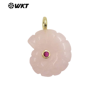 WT-P2051 Good Quality Cute Design Zircon Gold Plated Natural Gemstones Carved Trumpet Pendants As Friend Gift DIY Jewelry