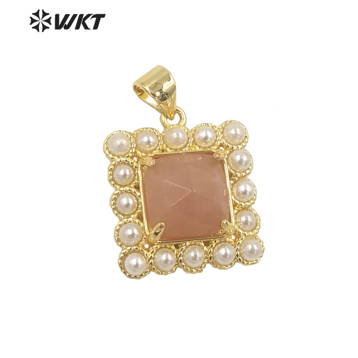 WT-JP357 Wholesale New Design Small Square Gemstone Carved Green Aventurine Claw Setting Women Necklace Stone Pendants