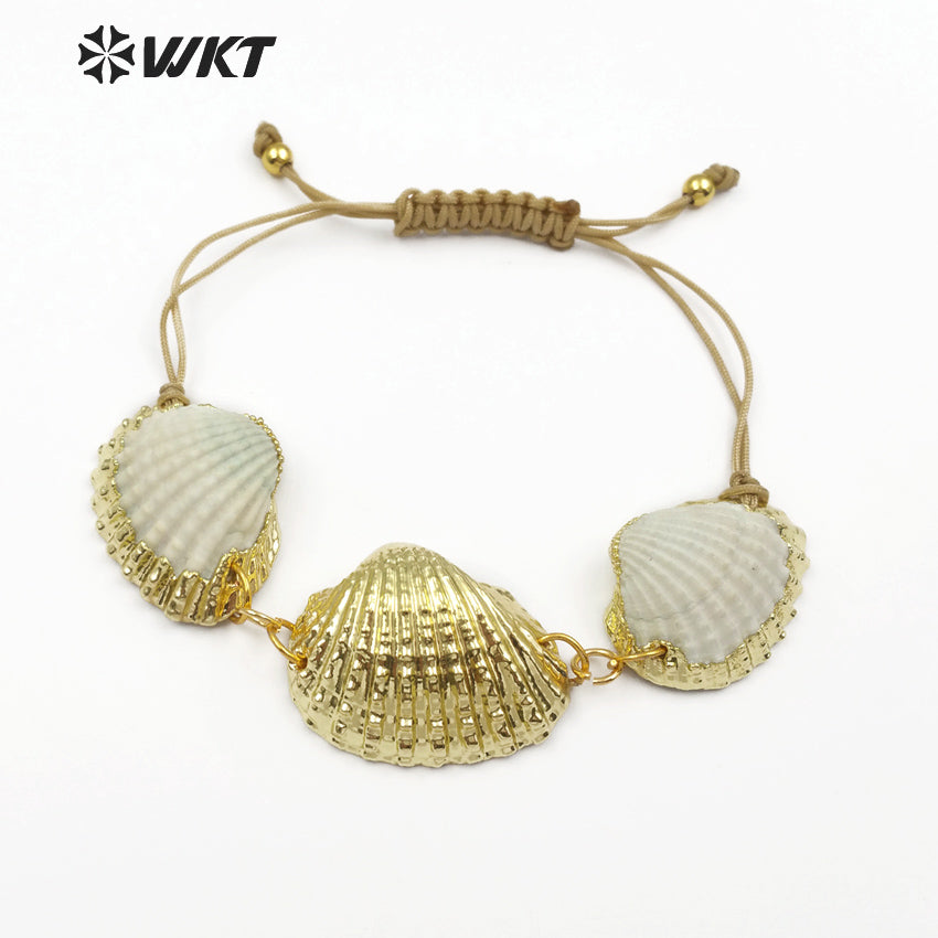 WT-B440 New Design Two Edges and Gold Plated in the Middle of Three Natural Seashells for Women White Scallop Shell Bracelet