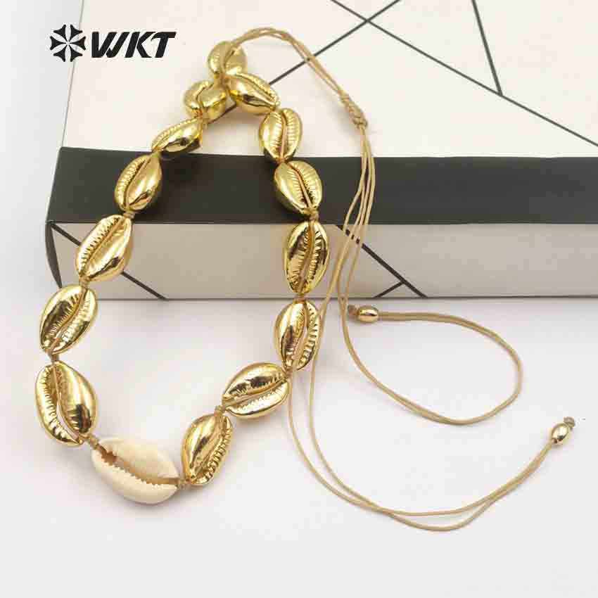 WT-JN039 Wholesale Bohemia Gift for Women Handmade Necklace with Full Gold Plated Adjustable Natural Sea Cowrie Shells Necklace