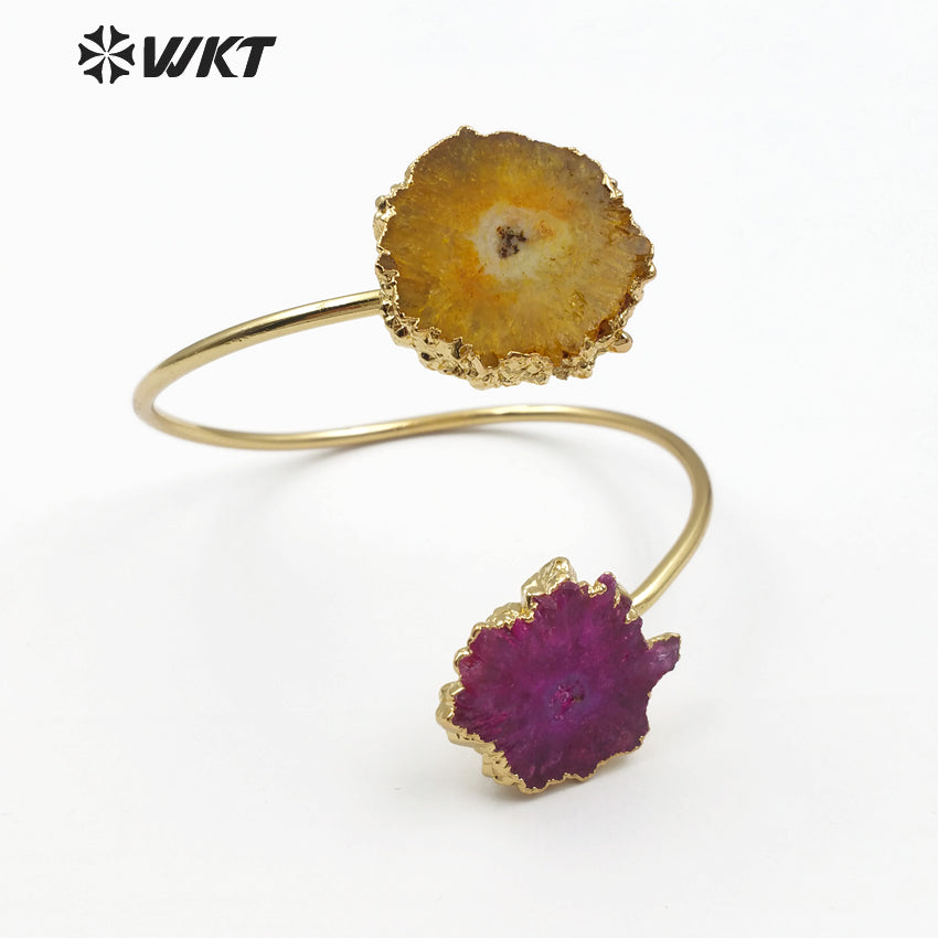 WT-B439 Woman Jewelry Double Quartz With Gold Bezel Fashion Cuff Size Can Adjust Colorful Natural Stalactite Quartz Bracelet