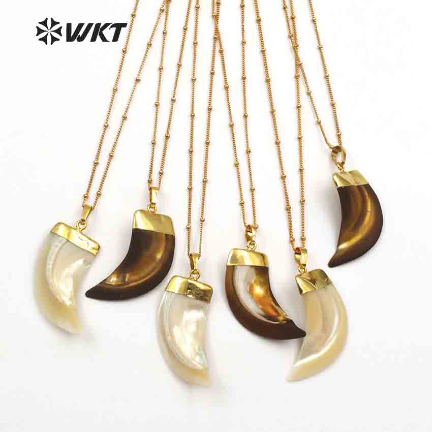 WT-JN053 Custom Lovely 24k Gold Plated Decorate Pendant for Girl Jewelry Birthday Gift Natural Shell Moon Pendant Necklace