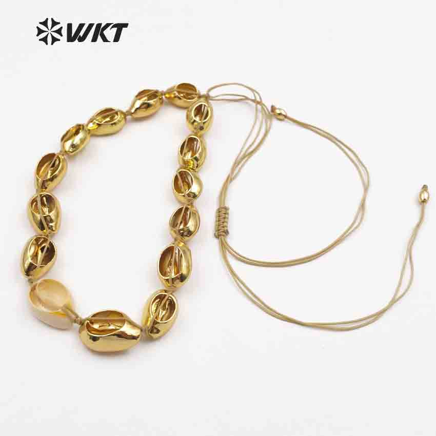 WT-JN039 Wholesale Bohemia Gift for Women Handmade Necklace with Full Gold Plated Adjustable Natural Sea Cowrie Shells Necklace