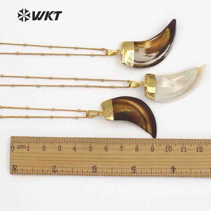 WT-JN053 Custom Lovely 24k Gold Plated Decorate Pendant for Girl Jewelry Birthday Gift Natural Shell Moon Pendant Necklace