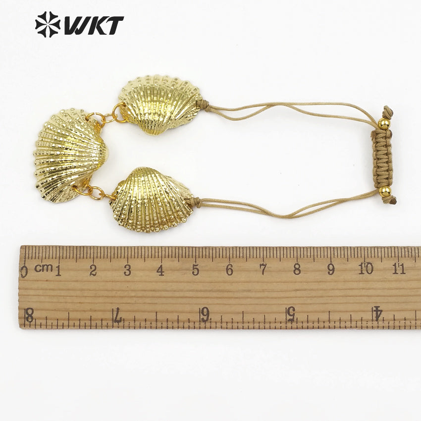 WT-B441 Handcrafted Three Natural Shells All Gold-plated and Suitable for Ladies to Wear Adjustable White Scallop Shell Bracelet
