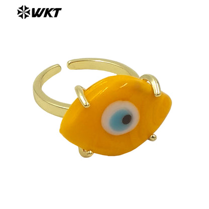 WT-MPR088 Wholesale Fashion Gold Claw Setting Resin Horse Eye Ring for Girl Healing Attractive Drop Oil Making