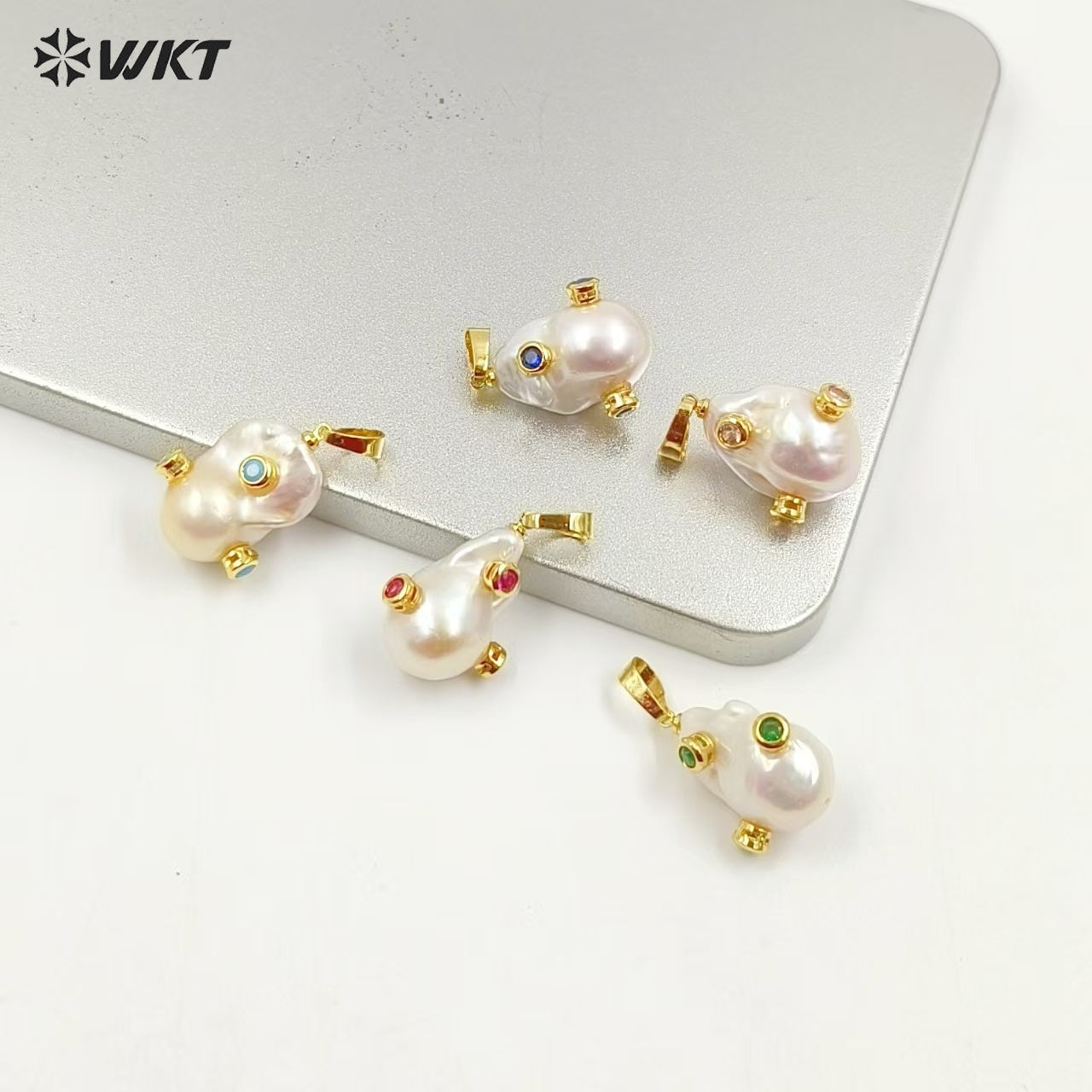 MP138 Wholesale Freshwater Pearl Pendant Pearl With CZ Charm Natural Shape Fashion Charm Jewelry Pearl Pendant