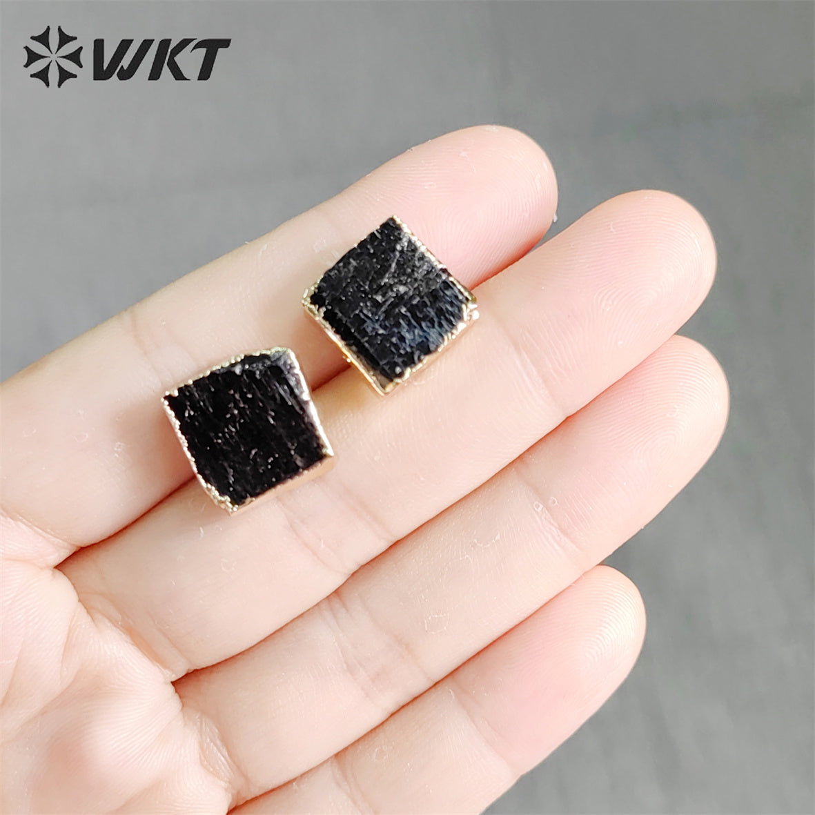 WKT-E701 WKT Newest Fashion 18k Gold Plated square Black Obsidian Studs 12mm Natural Raw Stone Studs for Women