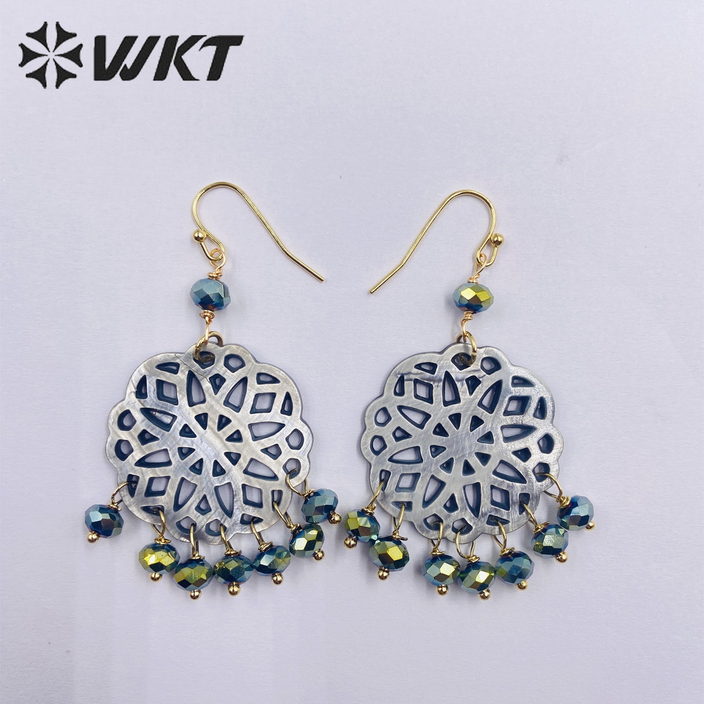 WT-MPE093 WKT2023 Classic Vintage Round Beads Tassel Refined Shell Earrings for Birthday Day Present Ear Loop