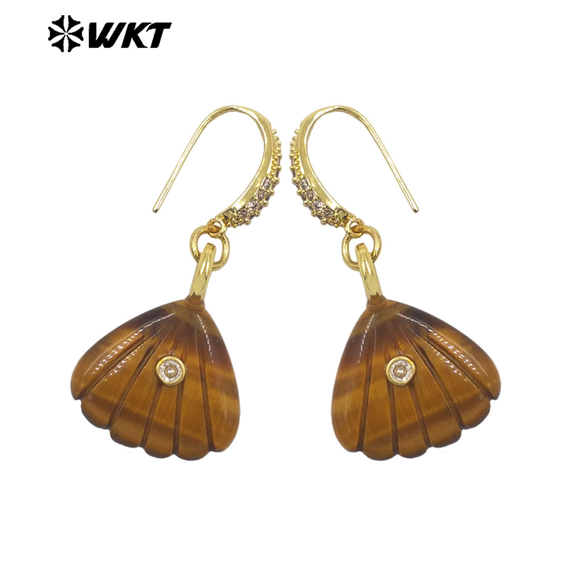 WT-E820 Wonderful Exquisite Natural Gemstones Carved Shell Shape Gold Little Earrings For Women Summer Vacation Wearing