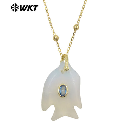 WT-N1511 Ocean Series Bead Chain And Zircon Setting In Natural Gemstones Fish Shape Pendant Necklace As Lady Trendy Matching