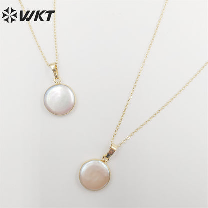 WT-N507 Wholesale Fancy Natural Freshwater Pearl Necklace Gold Dipped Round Pearl Necklace Coin Shape Pearl Charm Necklace
