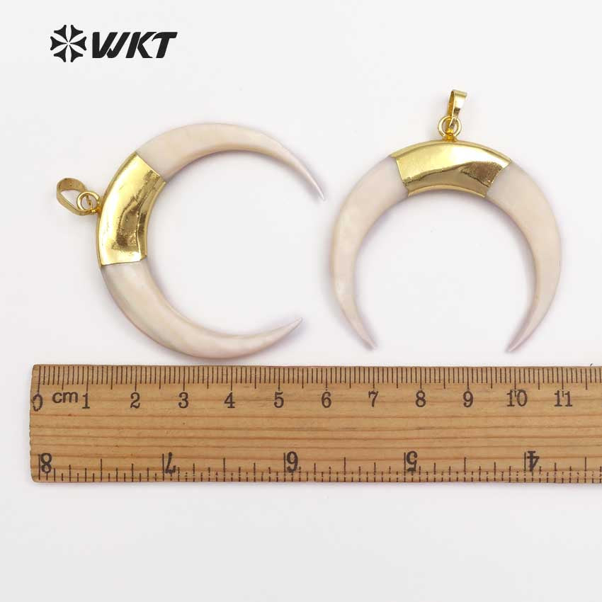WT-P1235 WKT Latest Fashion Jewelry for Women Jewelry Decoration Crescent Shape White Shell Pendant