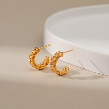 WT-JFE100 Fold Exquisite Hollow Chain 18k Gold Plated Copper Plating C Shaped Hoops Fashion Studs Earring Findings